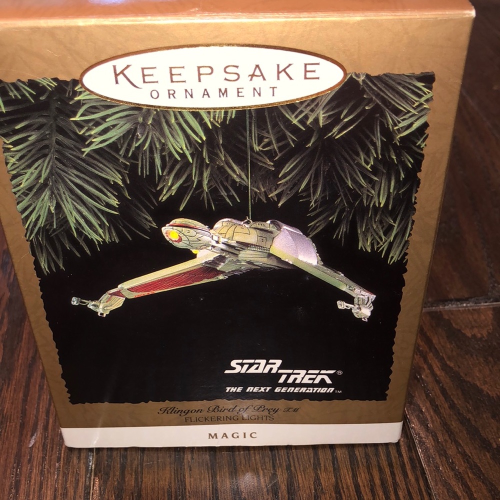 Hallmark collectible vintage Star Trek Klingon Bird of Prey  ornament